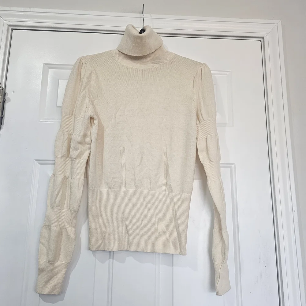 Moda International Ivory Knit Sweater Merino Wool 95%{Bx20}